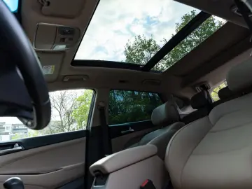 Hyundai Tucson 2.0 CRDI 4WD Automatik Premium