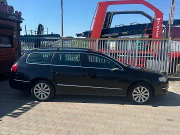 VW Passat 2006 1.6 Benzina