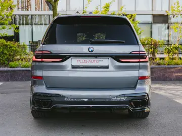 BMW x7 M60i xDrive