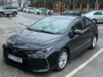 Vand toyota corolla an 2022