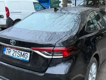 Vand toyota corolla an 2022