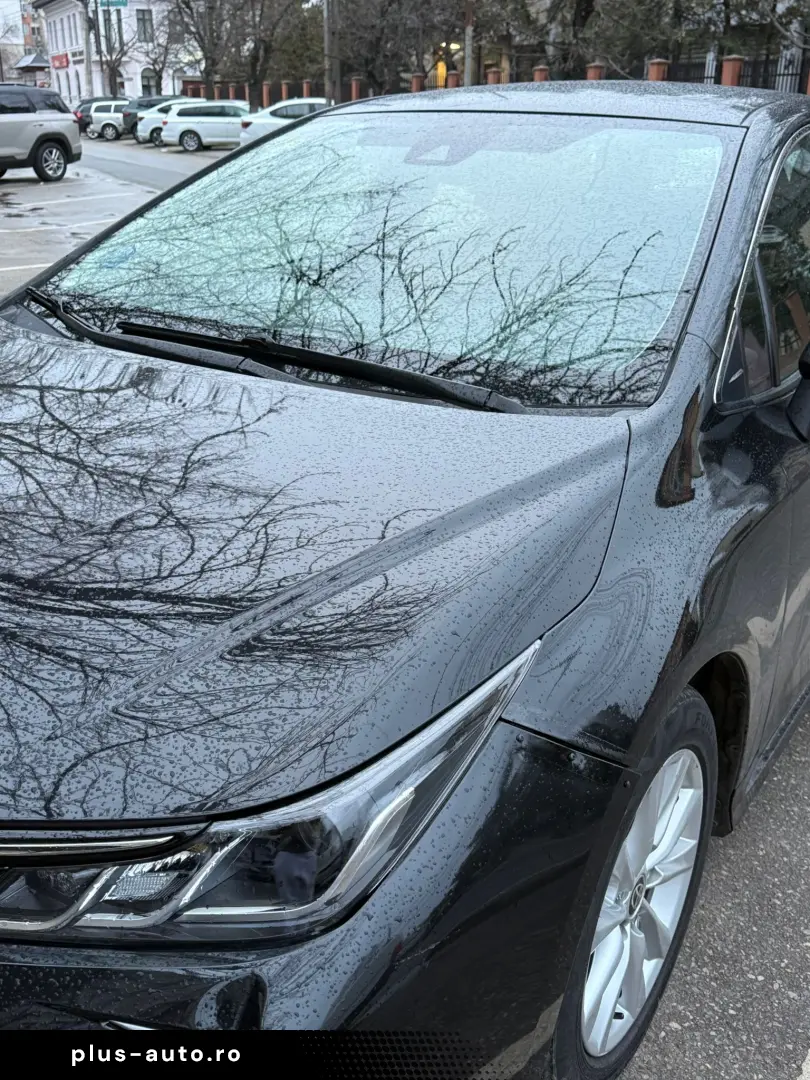 Vand toyota corolla an 2022