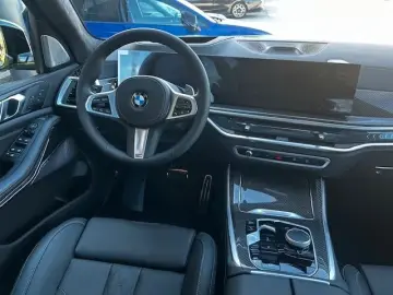 BMW X5 xDrive40i 1of1 Sao Paolo Yellow B&W CarbonExt