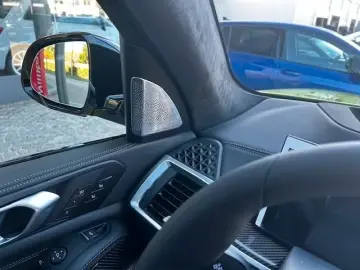 BMW X5 xDrive40i 1of1 Sao Paolo Yellow B&W CarbonExt