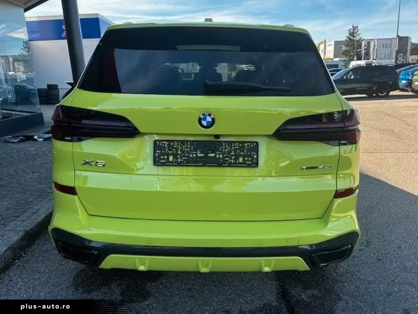 BMW X5 xDrive40i 1of1 Sao Paolo Yellow B&W CarbonExt