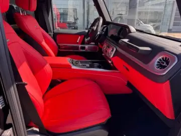 Mercedes-Benz G 63 AMG MY 2026 Black-Red Carbon Full