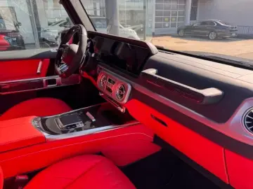Mercedes-Benz G 63 AMG MY 2026 Black-Red Carbon Full