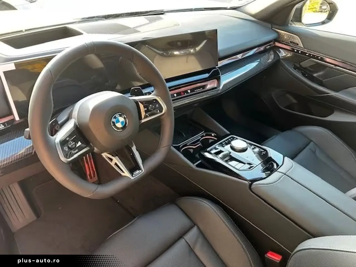 BMW 520d xDrive Touring Frozen Grey B&W AHK