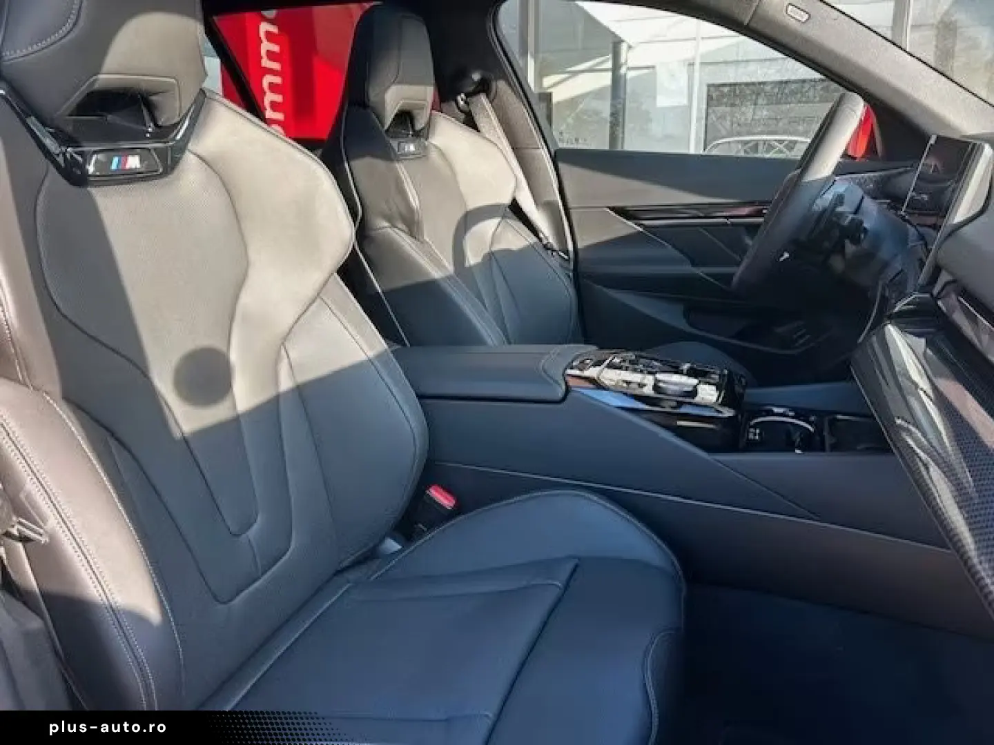 BMW 520d xDrive Touring Frozen Grey B&W AHK