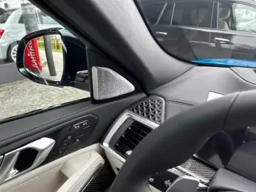 BMW X6 xDrive30d Standheiz. B&W AHK Iconic 22  Pano