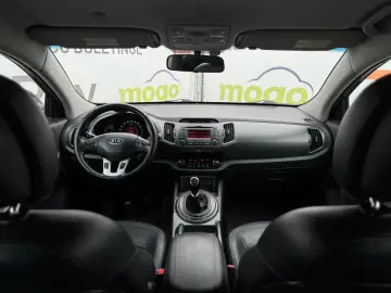 KIA SPORTAGE 1.7 CRDi Class 2WD