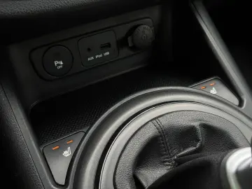 KIA SPORTAGE 1.7 CRDi Class 2WD