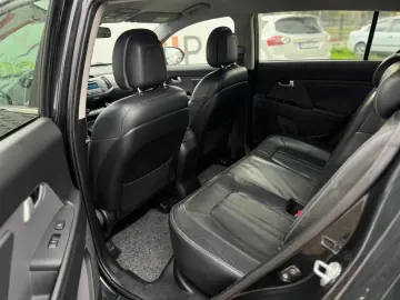 KIA SPORTAGE 1.7 CRDi Class 2WD