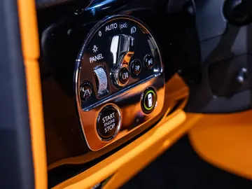 Rolls-Royce Cullinan   Bespoke   Rear Entertainment