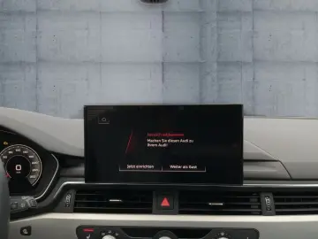 Audi A4 Avant 40 TFSI S-TR S-LINE