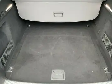 Audi A4 Avant 40 TFSI S-TR S-LINE