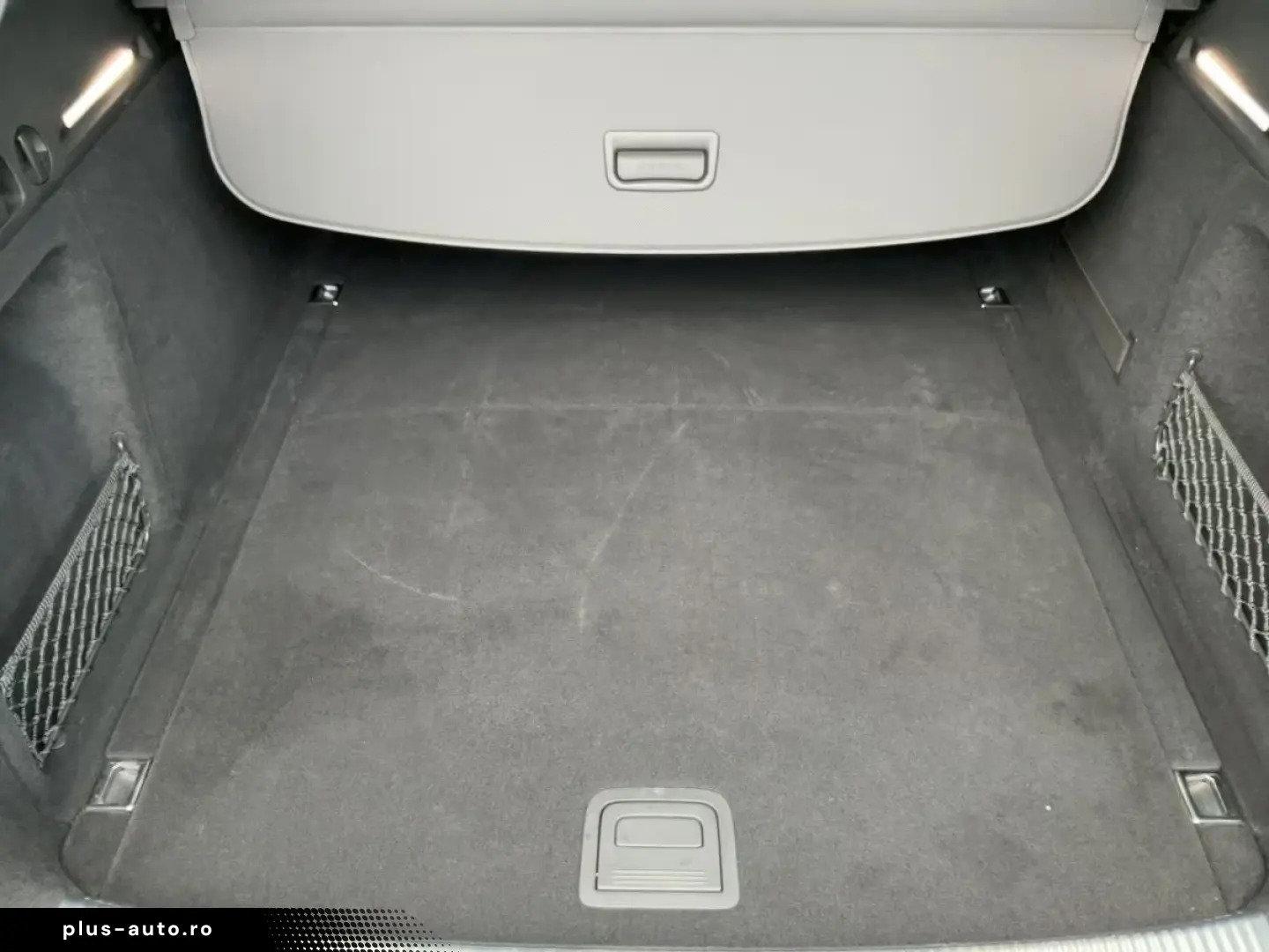 Audi A4 Avant 40 TFSI S-TR S-LINE