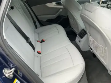 Audi A4 Avant 40 TFSI S-TR S-LINE