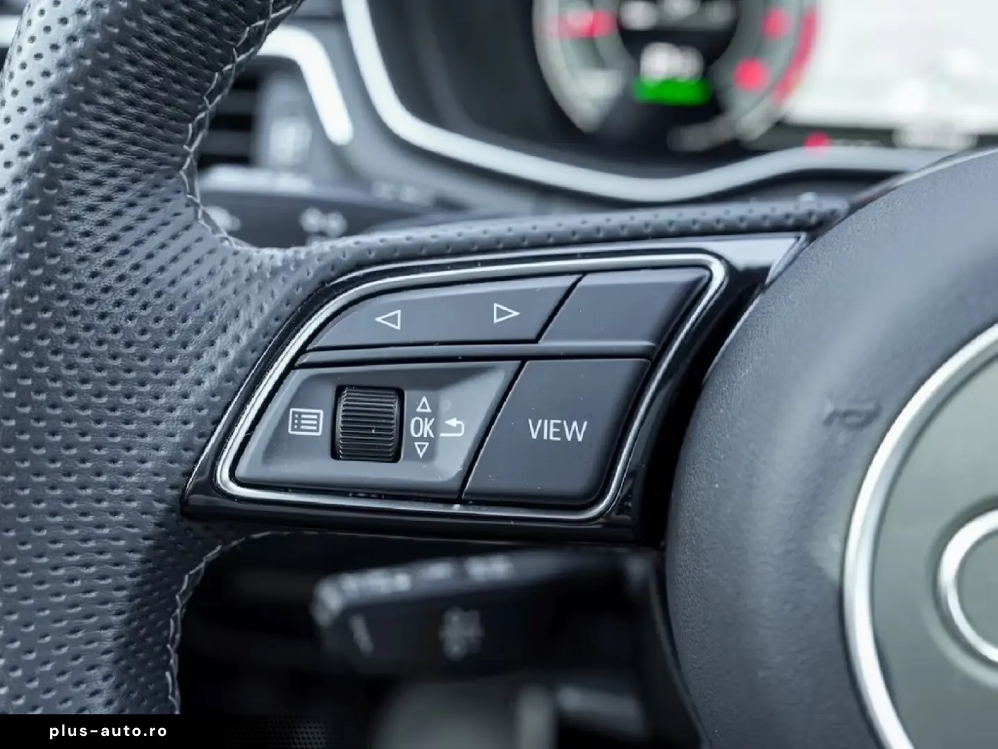 Audi A4 Avant 45 TFSI S Line Competition