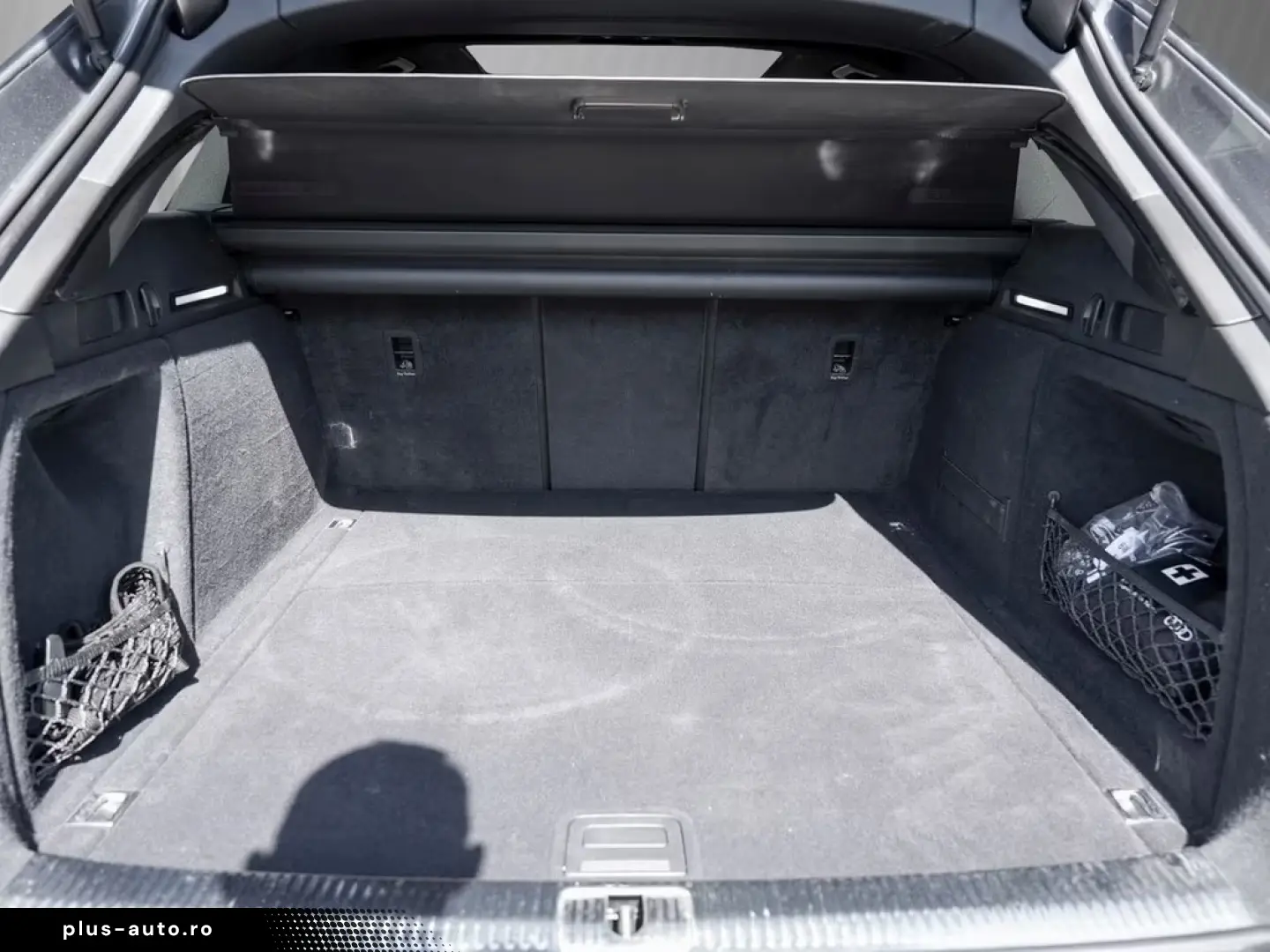 Audi A4 Avant 45 TFSI S Line Competition