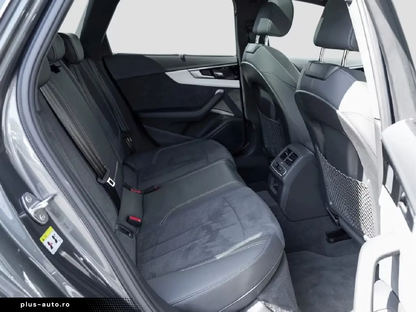 Audi A4 Avant 45 TFSI S Line Competition