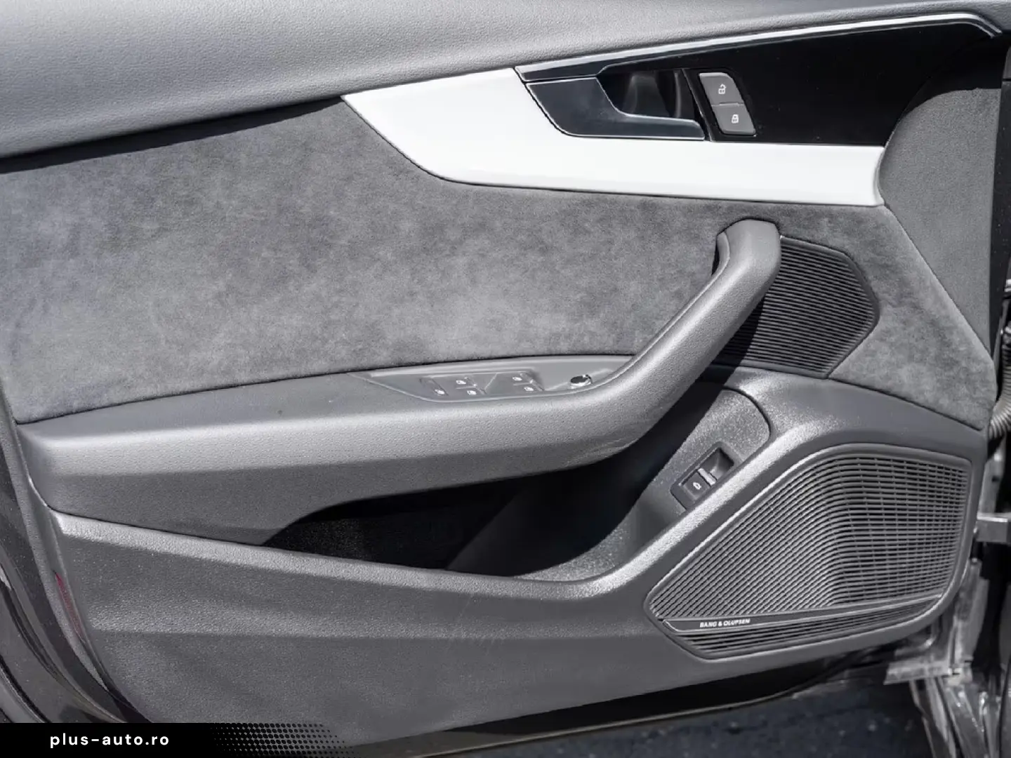 Audi A4 Avant 45 TFSI S Line Competition