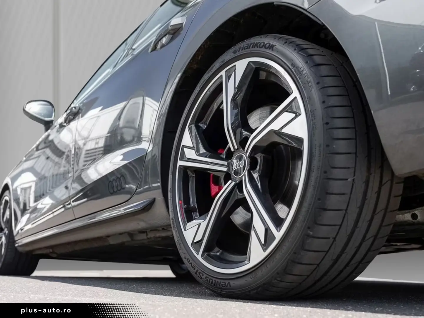 Audi A4 Avant 45 TFSI S Line Competition