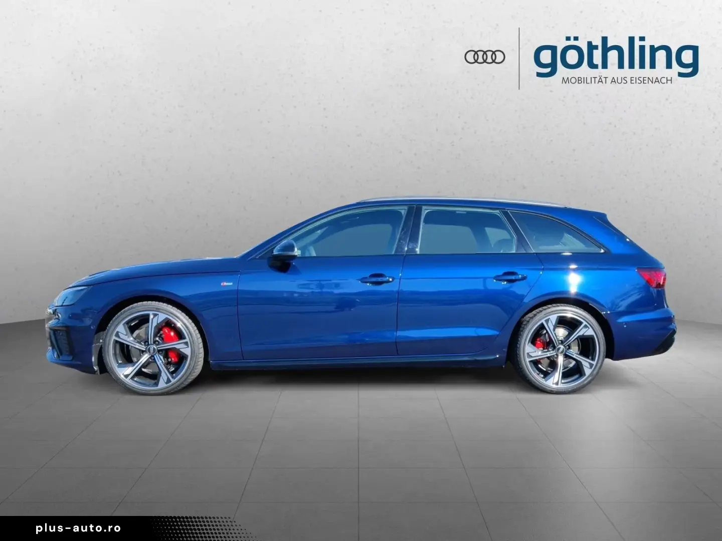Audi A4 Avant 40 TDI with 2x S line Pano S seats