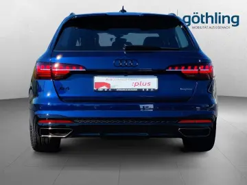 Audi A4 Avant 40 TDI with 2x S line Pano S seats