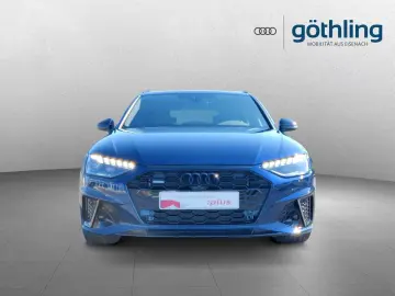 Audi A4 Avant 40 TDI with 2x S line Pano S seats