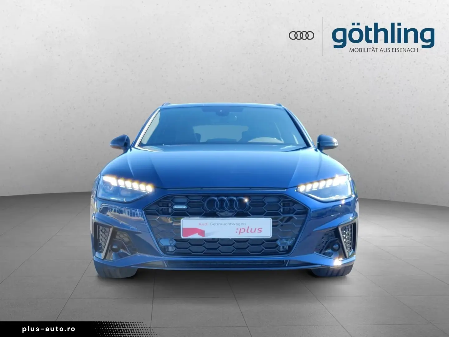 Audi A4 Avant 40 TDI with 2x S line Pano S seats