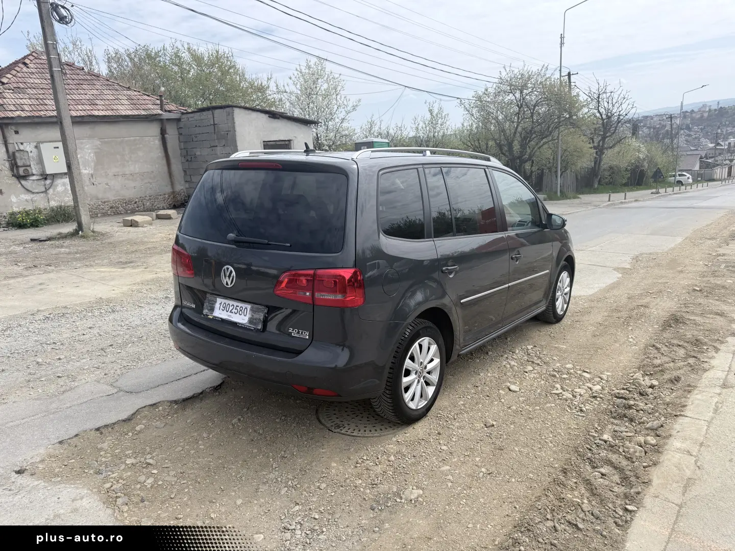 Volkswagen Touran 7 locuri