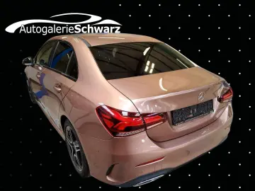 MERCEDES-BENZ A 200 Limo AMG NIGHT DIST 360 PANO