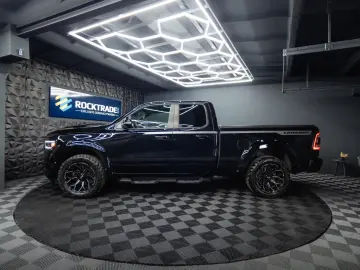 DODGE RAM 5.7 V8 HEMI 4x4 Night LARAMIE LONGBED