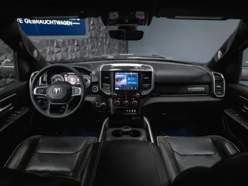 DODGE RAM 5.7 V8 HEMI 4x4 Night LARAMIE LONGBED