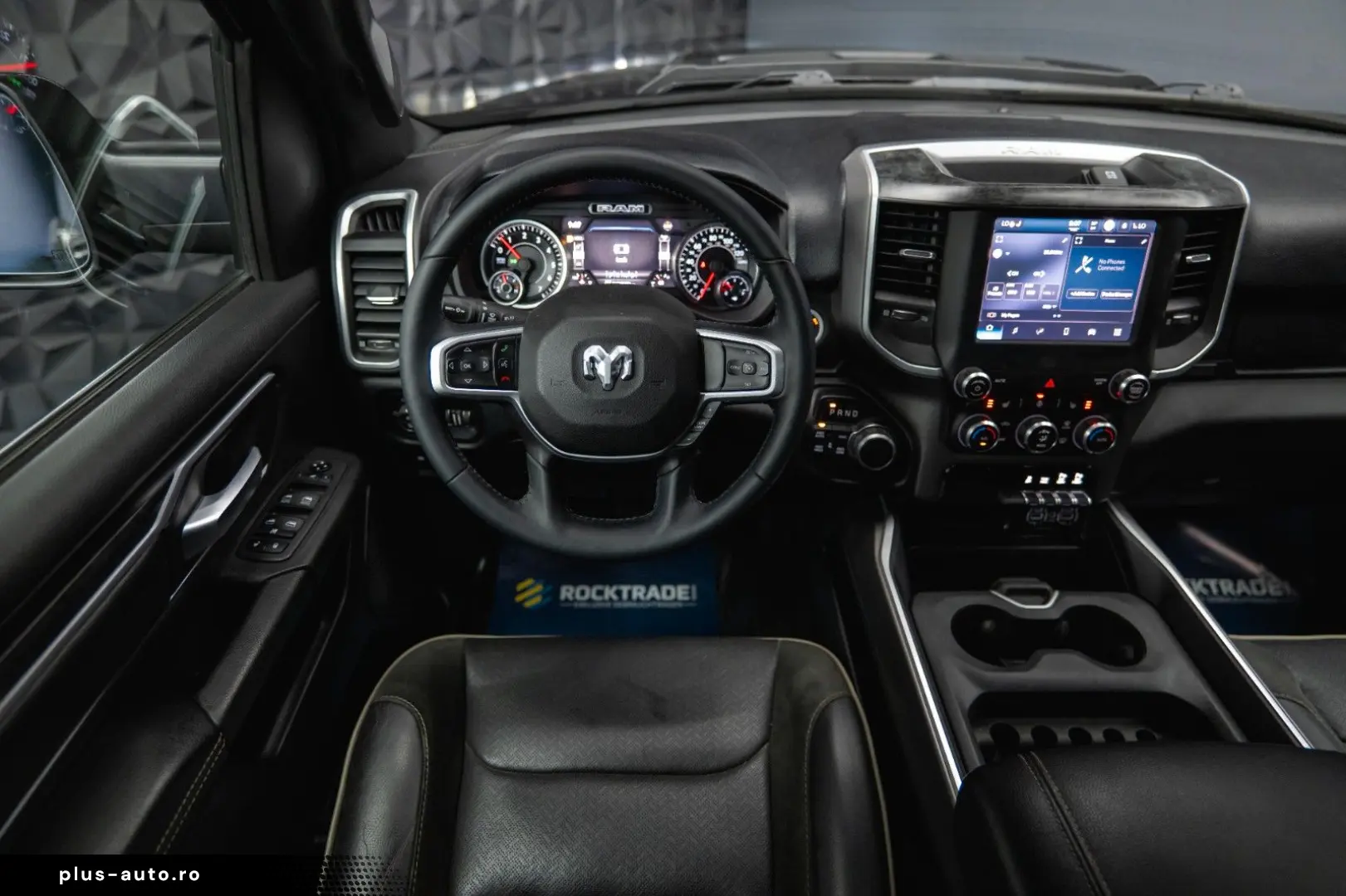 DODGE RAM 5.7 V8 HEMI 4x4 Night LARAMIE LONGBED