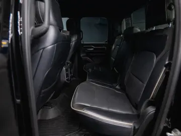 DODGE RAM 5.7 V8 HEMI 4x4 Night LARAMIE LONGBED