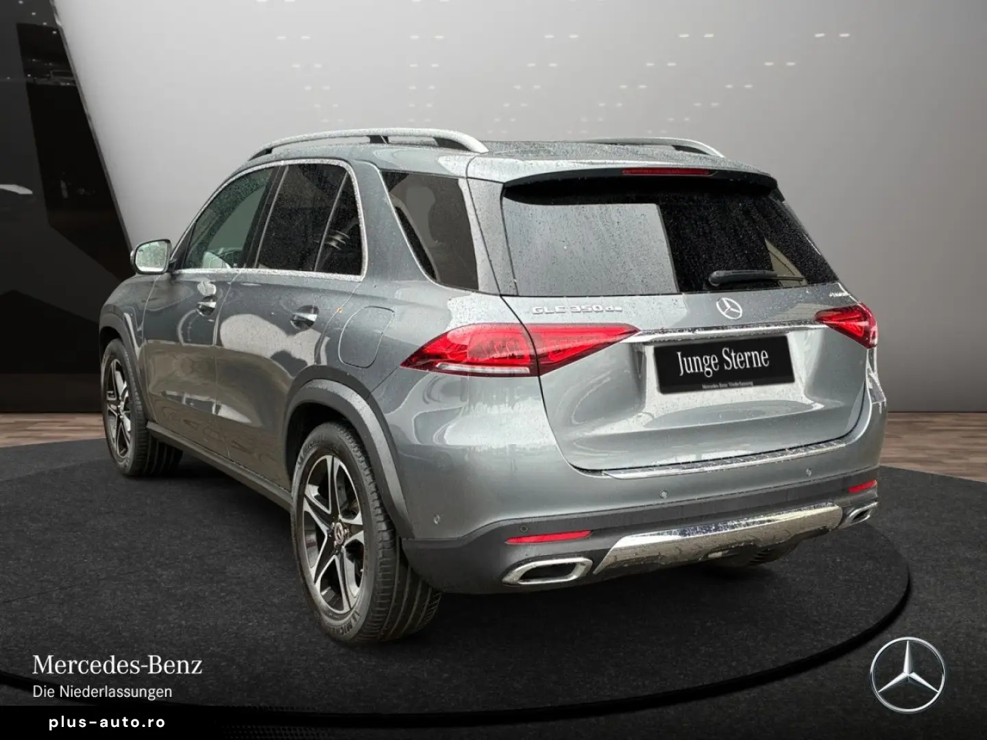 MERCEDES-BENZ GLE350de 4M AMG int Dist Pano LED