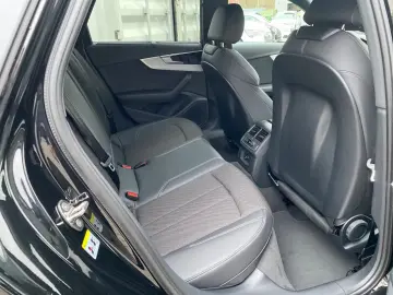 Audi A4 Avant 40 TDI S tronic S line