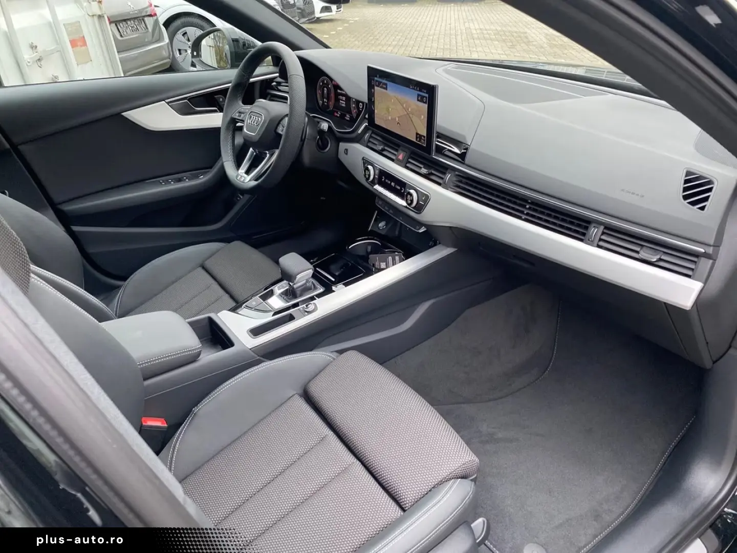 Audi A4 Avant 40 TDI S tronic S line