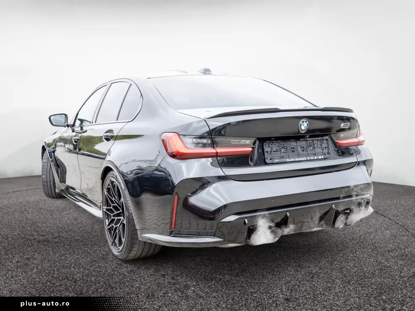 BMW M3 Competition M xDrive H K