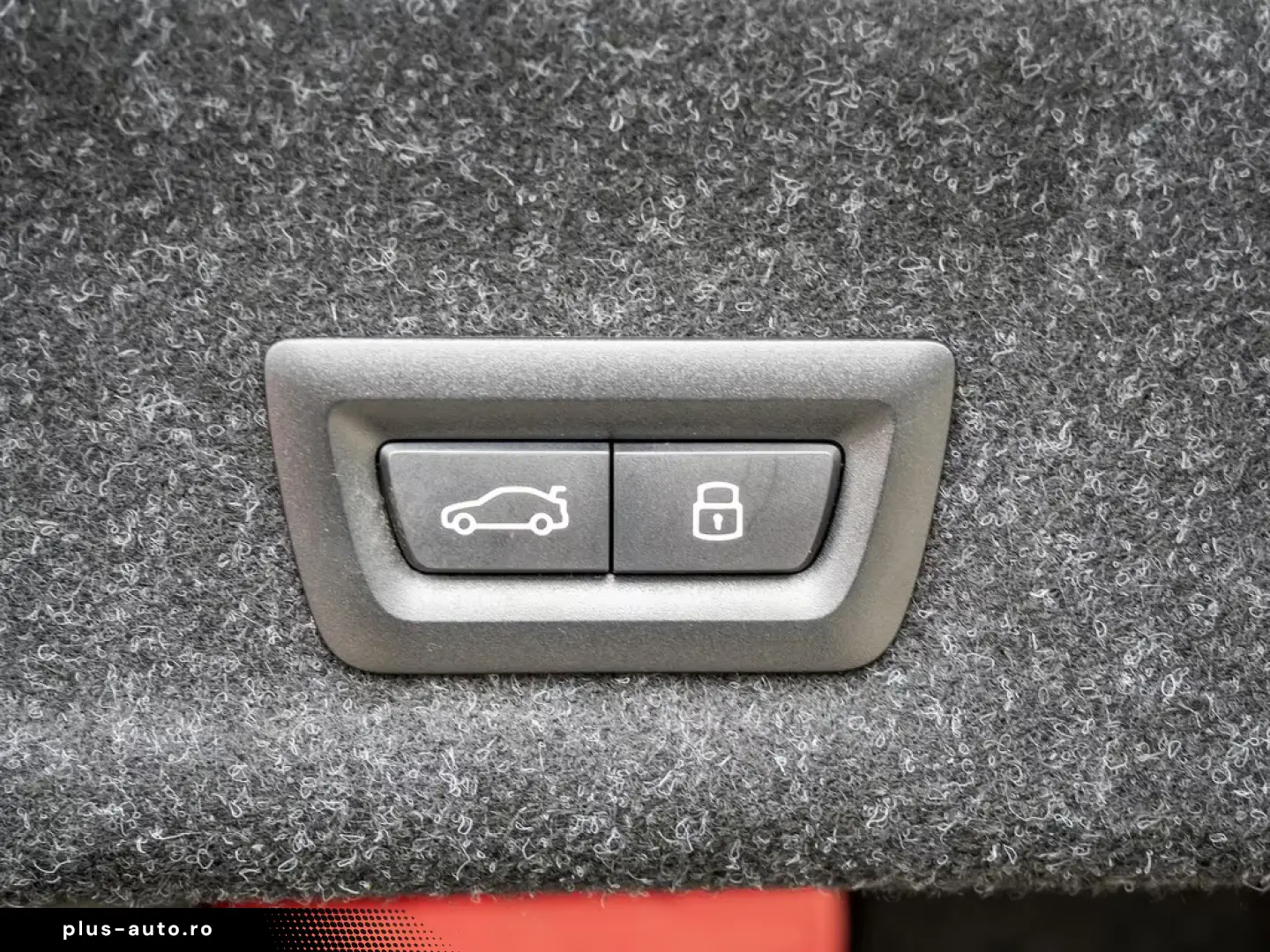 BMW M3 Competition M xDrive H K