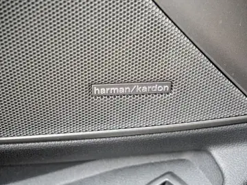 BMW M3 Competition M xDrive H K