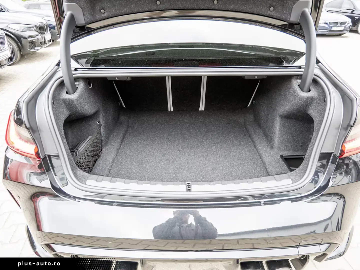 BMW M3 Competition M xDrive H K