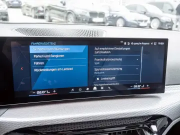 BMW M3 Competition M xDrive H K