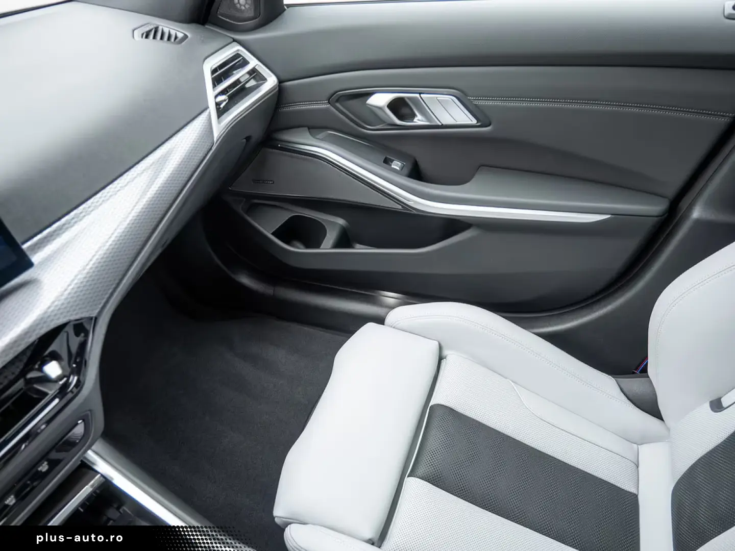 BMW M3 Competition M xDrive H K