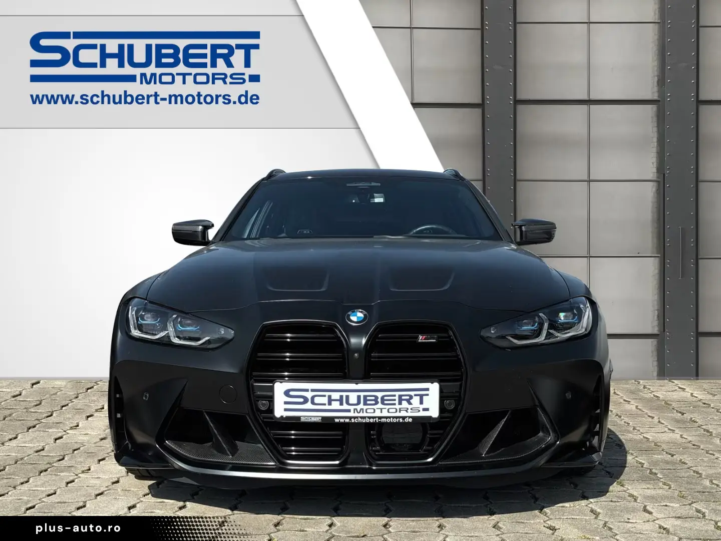 BMW M3 Competition Tour. CARBON