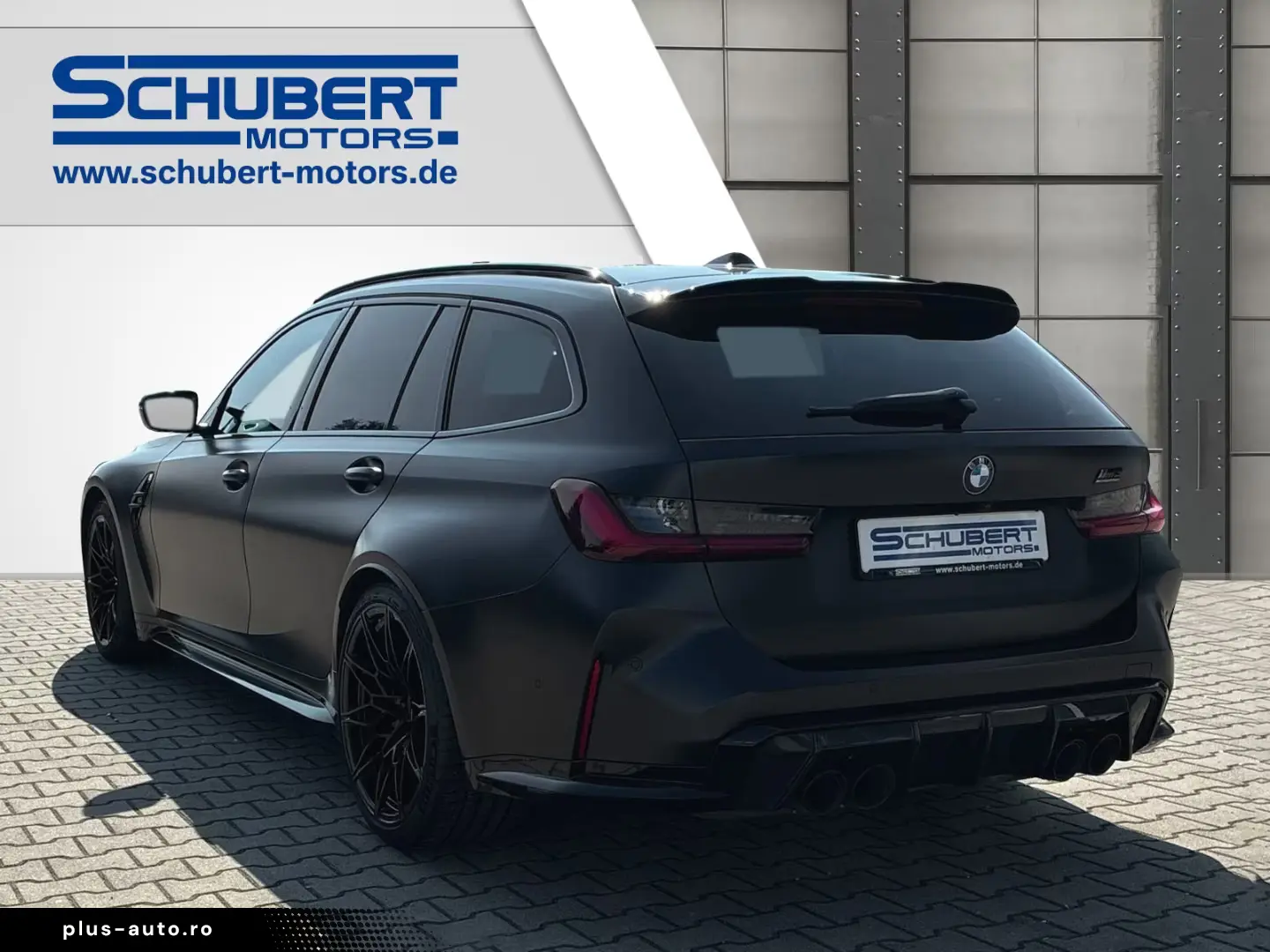 BMW M3 Competition Tour. CARBON