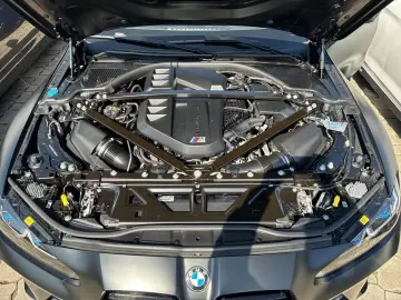 BMW M3 Competition Tour. CARBON