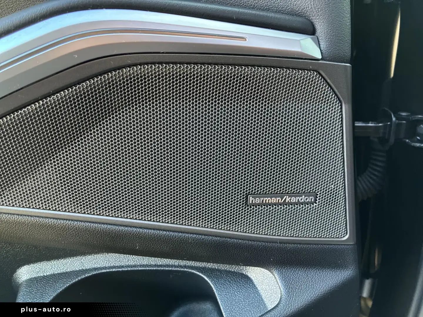 BMW M3 Competition Tour. CARBON